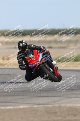 media/Oct-06-2025-2WTD (Mon) [[90522c3a0b]]/B Group/1020am (Sweeper)/